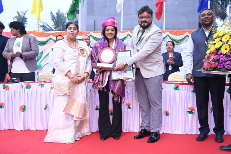 Mrs.Maheshwari Zunjar Sarnobat (2)